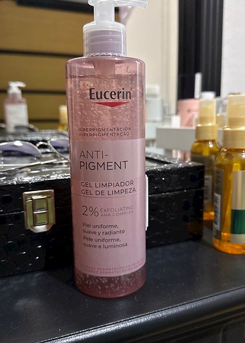 Eucerin Anti-Pigment Yüz Temizleme Jeli 2% AHA