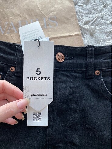 34 Beden siyah Renk Stradivarius High Waist Jean Skirt