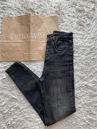 Stradivarius Super High Waist Jean