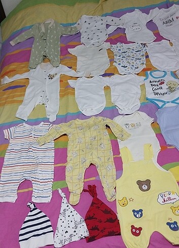 3 Ay Beden çeşitli Renk Bebek ürünleri