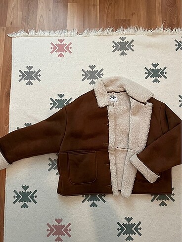Zara kurklu mont