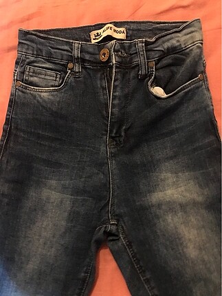 28 Beden Jean kot