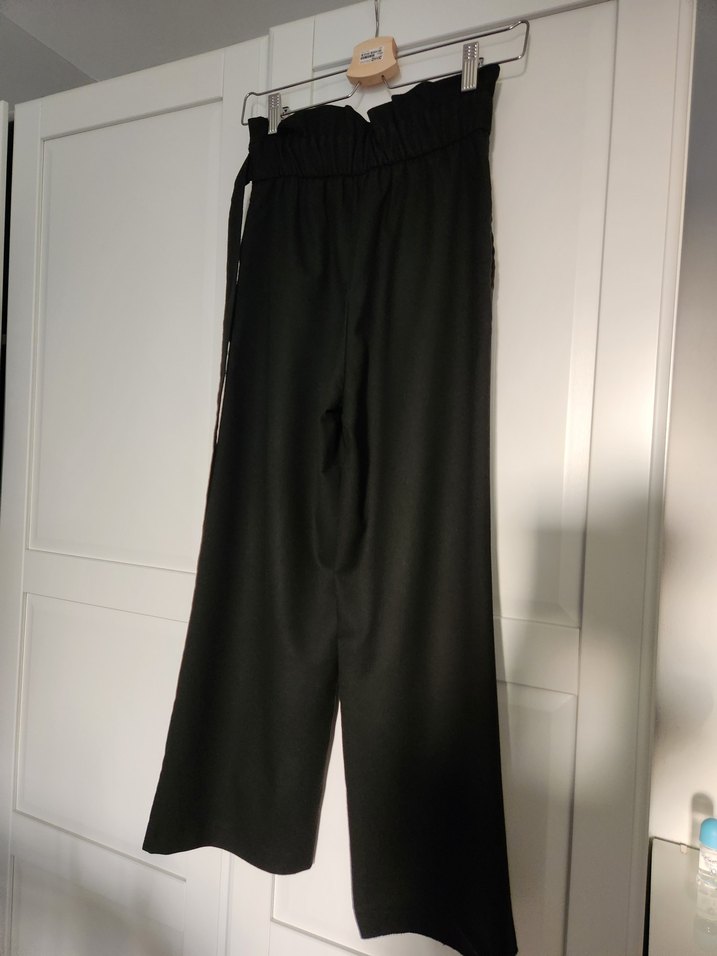 Siyah Kemerli Salaş Yüksek Bel Kumaş Pantolon - Görsel 2