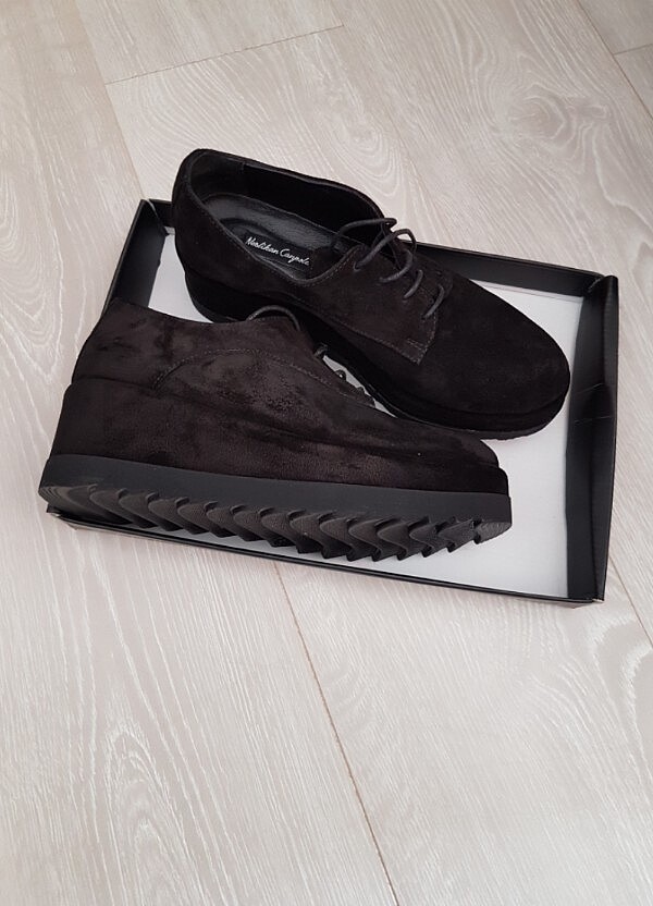 Neslihan Canpolat Deri Dolgu Topuk Düz Siyah Ayakkabı - Görsel 2