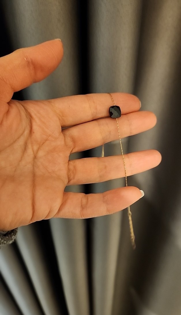 Hayalet Gold Zincir Detaylı Siyah Tek Taşlı Bileklik - Görsel 5