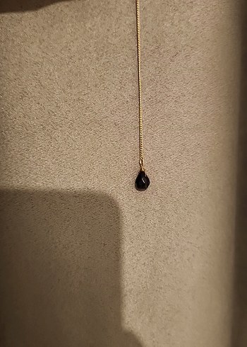 Zincir Sallantılı Gold (Siyah Taşlı) Tek Küpe - Görsel 2