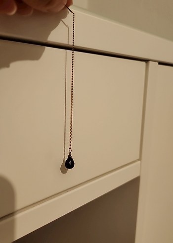 Zincir Sallantılı Gold (Siyah Taşlı) Tek Küpe - Görsel 6