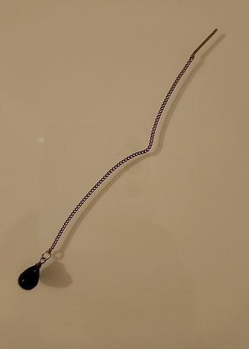 Zincir Sallantılı Gold (Siyah Taşlı) Tek Küpe - Görsel 8