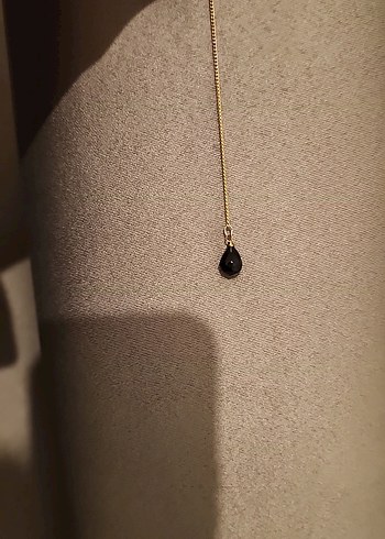 Zincir Sallantılı Gold (Siyah Taşlı) Tek Küpe - Görsel 3