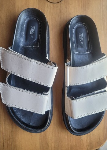 Zara Beyaz Bantlı Sandalet