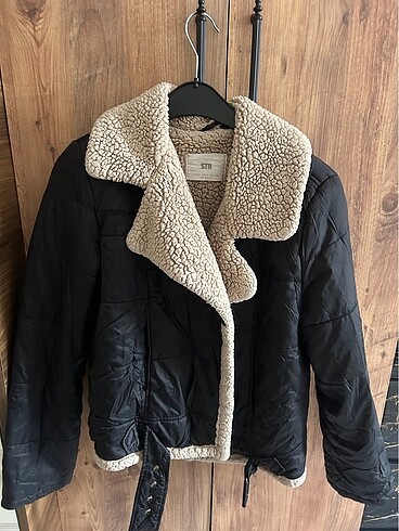 Stradivarius mont