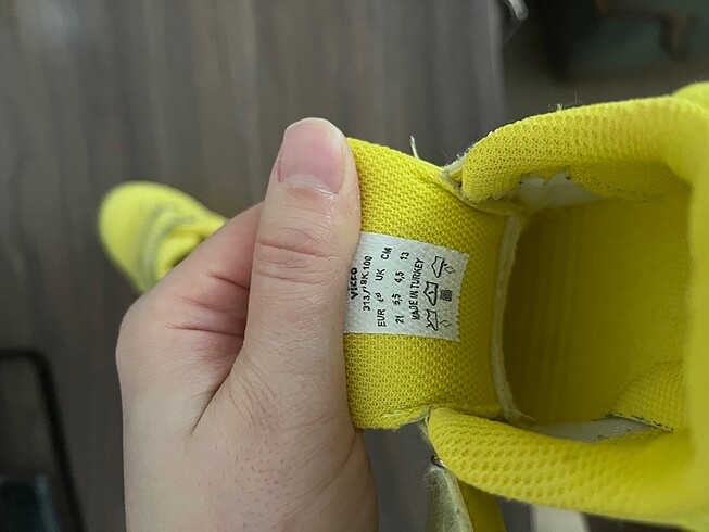 21 Beden Vicco 21 numara ışıklı ayakkabı