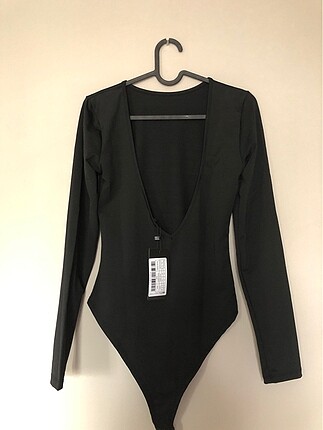 Sırt dekolteli body