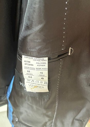 Düğmeli siyah  Takım Elbise - Görsel 3