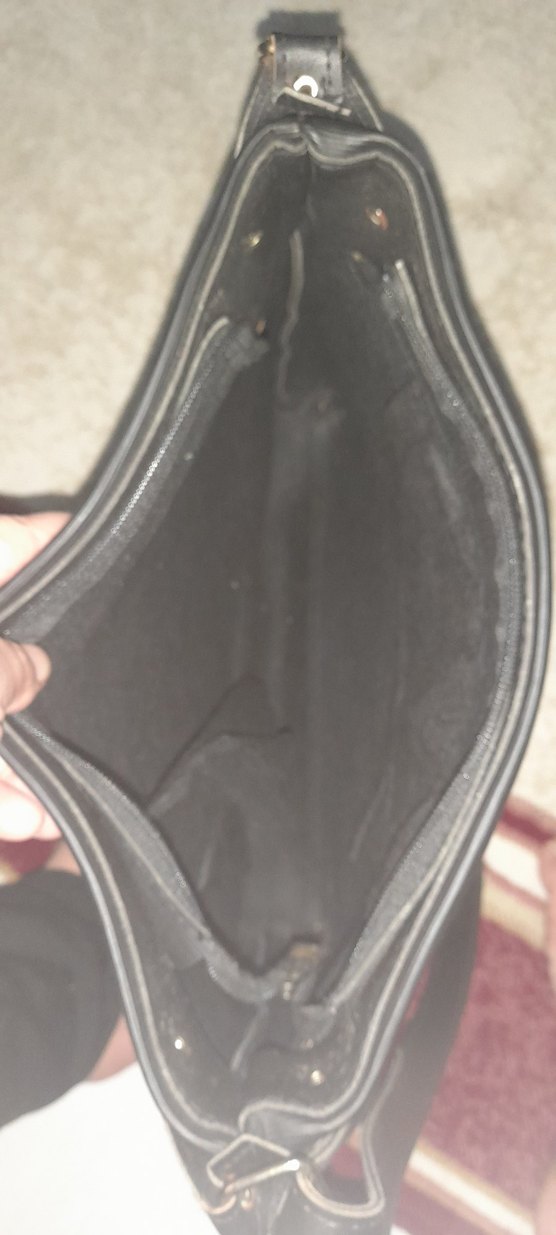 Siyah Deri Fermuarlı Kadın Çanta - Görsel 4