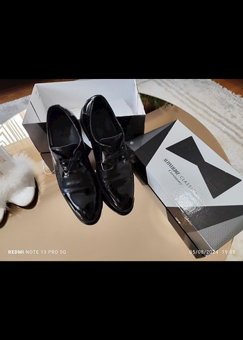 Siyah Parlak Erkek Klasik Ayakkabı - Görsel 3