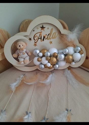 Altın Renkli Bulut Tasarımlı Bebek Sepeti