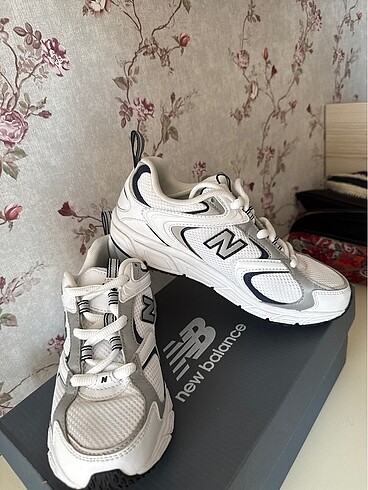 37 Beden Orijinal newbalace 408
