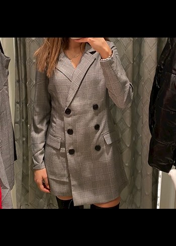 Düğmeli Gri Kareli Midi Blazer Tulum