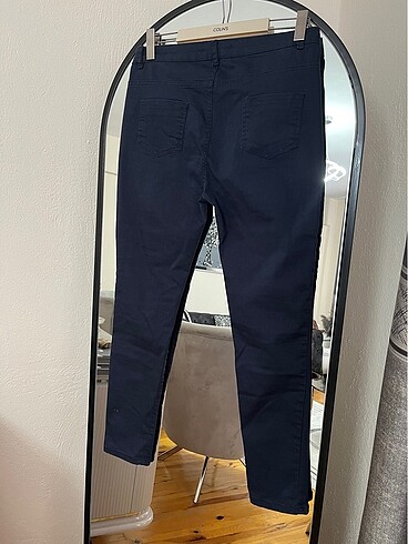 42 Beden Lacivert pantolon