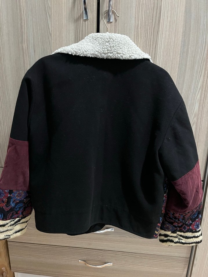 Kürklü Yaka Detaylı Bohem Desenli Kadın Ceket - Görsel 2