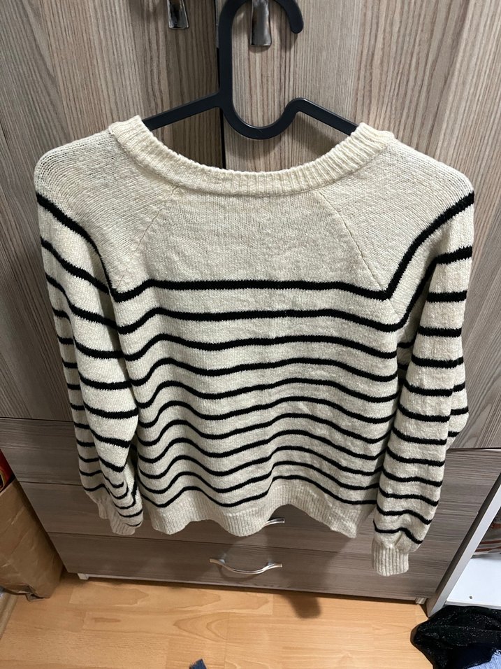 Çizgili Uzun Kollu Örgü Kadın Kazak - Görsel 2