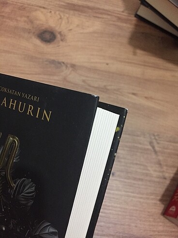  Beden Renk Yılan ve güvercin / Shelby Mahurin