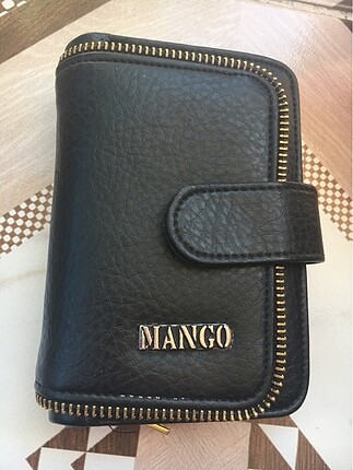 Mango cüzdan?