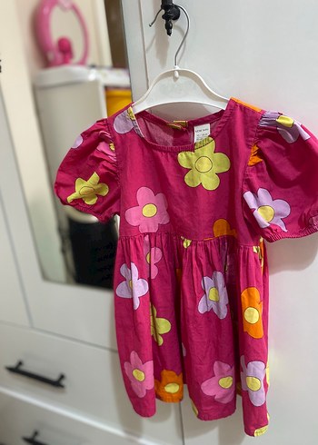 LC Waikiki Çiçek Desenli Pembe Kız Elbisesi