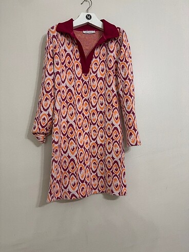 LC Waikiki LCW kışlık renkli Polo yaka elbise