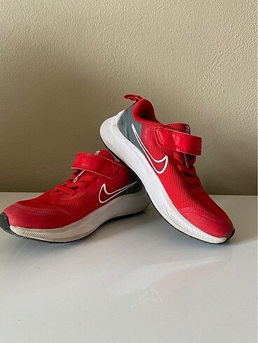 Nike Kız Çocuk Spor Ayakkabı