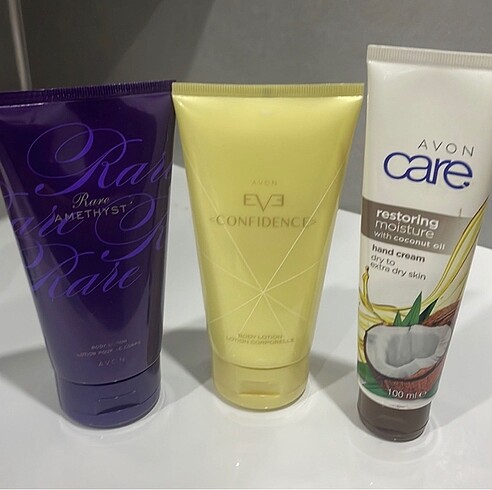 Avon vücut losyonları ve el kremi
