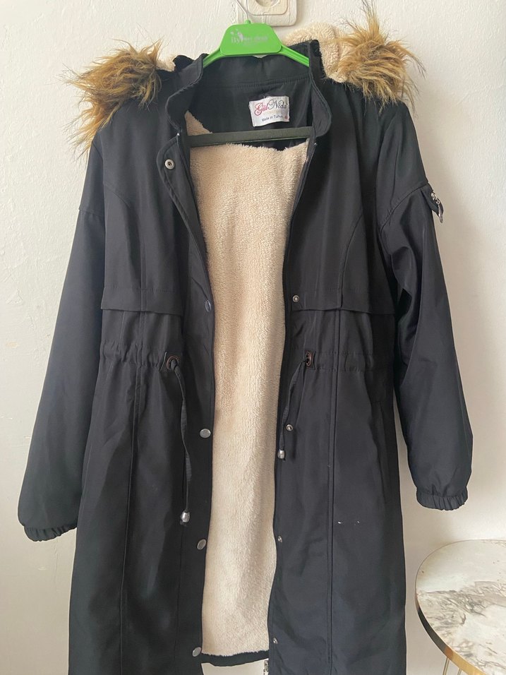 Siyah Kadın Kürklü Midi Ceket - Görsel 2