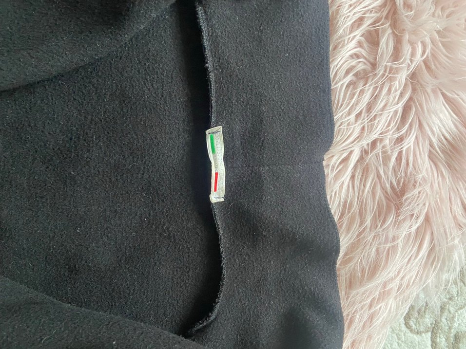 Siyah Kuşaklı Kadın Kaban - Görsel 4