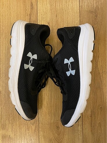 Nike #underarmour koşu ayakkabısı