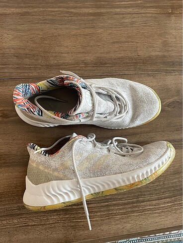 Adidas Basketbol ayakkabısı