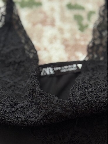 Zara Dantelli body