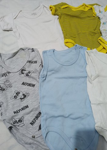 Sarı Baskılı Kısa Kollu Bebek Body - Görsel 2