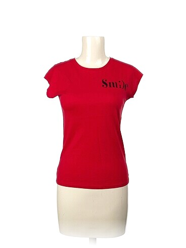 Mavi T-shirt %70 İndirimli.