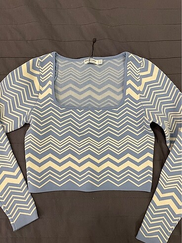 Stradivarius crop