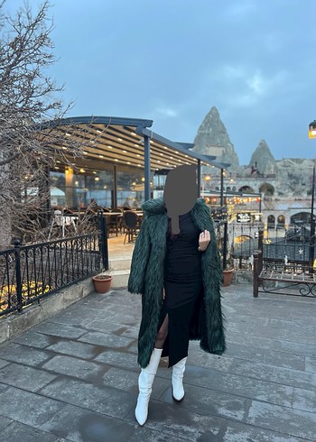 Uzun Zümrüt Yeşili Kürk - Görsel 2