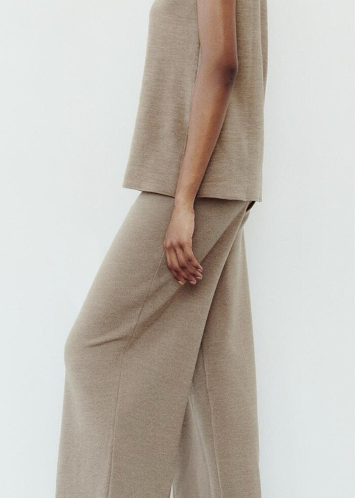 Zara Takım. Yurtdışından daha ğahalıya aldım - Görsel 2