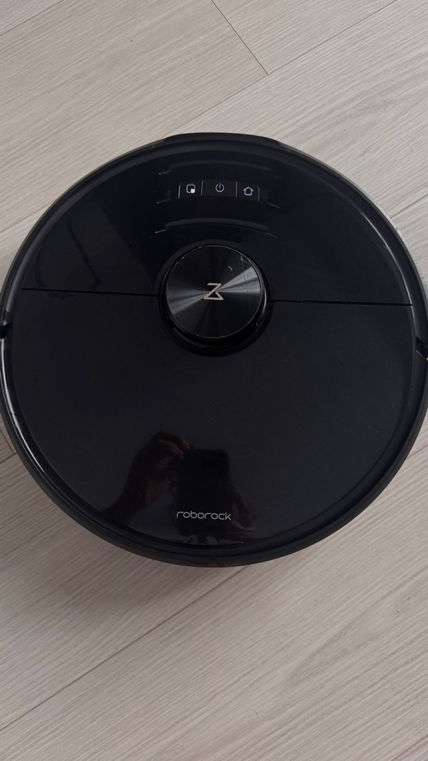 RoborockSiyah Robot Süpürge - Görsel 3