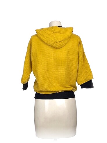 m Beden PreLoved Sweatshirt %70 İndirimli.