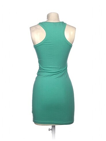 s Beden PreLoved Günlük Elbise %70 İndirimli.