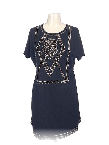 PreLoved Kısa Elbise %70 İndirimli.