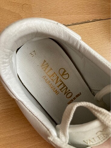 37 Beden Valentino marka ayakkabı