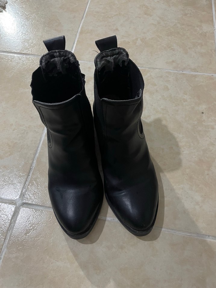 Siyah Deri Kadın Bot, Tokalı, Kalın Topuklu - Görsel 2