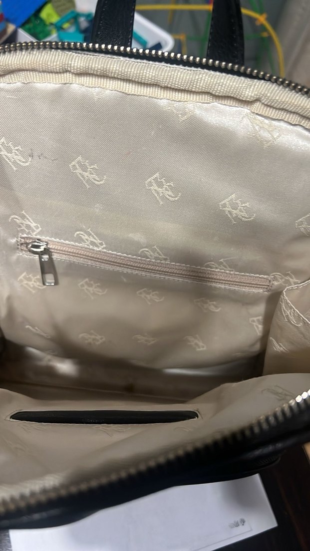 Siyah Deri Kadın Sırt Çantası - Görsel 2