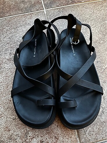 Pull and bear sandalet